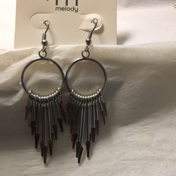 Earrings. Silver tone. - Picture 1 of 3